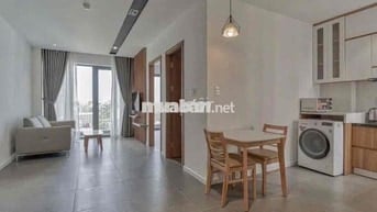 Căn hộ 40m2 full nội thất ban công khu vực Etown Cộng Hoà - K300.