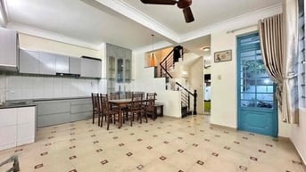 CHO THUÊ NHÀ NGUYÊN CĂN 4PN GIÁ RẺ 200M2 - SÂN VƯỜN KHU BÀU CÁT