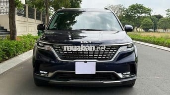 Kia Carnival Premium 2022 7 chỗ Đen