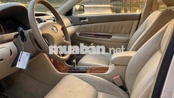 Toyota Camry 3.0V 2004 Vàng cát