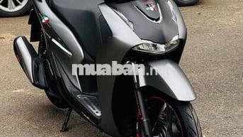 Honda SH 160i ABS Đặc biệt 2026 Xám đen