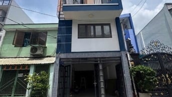GẤP BÁN CĂN HỘ DV 7 TẦNG NGAY BỐ XÃ LÊN VĂN QUỚI DOANH THU 80TR /THÁNG