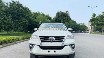 Fortuner 2017 xăng 4x2 AT chạy chuẩn hơn 14v km