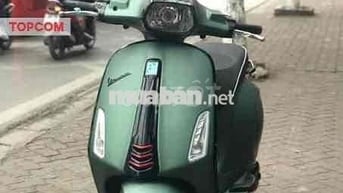 Piaggio Vespa Xanh rêu