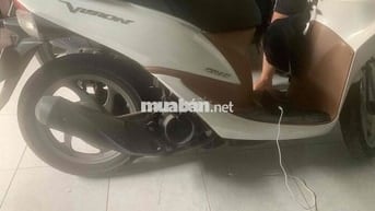 Honda Vision đời đầu