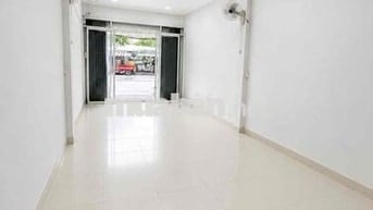 CHO THUÊ NHÀ NGUYÊN CĂN ,NHÀ CẤP 4  MẶT TIỀN LÂM VĂN BỀN , VỊ TRÍ KD