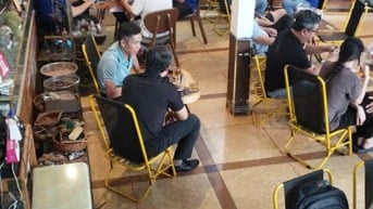 Sang Nhượng Quán Cafe Máy Lạnh – 2 Mặt Bằng – CMT8, Phường 15, Quận 10