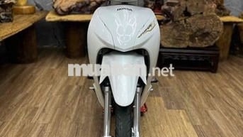 Honda Wave A 2021 dàn áo cứng cáp, máy êm ru