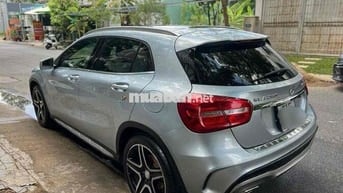 Mercedes-Benz GLA250 4Matic 2015 Bạc