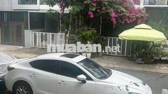 Mazda Mazda3 Trắng
