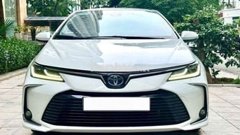 Toyota Altis 1.8 HEV 2022 Trắng Tự động
