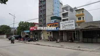 Nhà 2 Tầng Gần KCN Bắc Thăng Long - 5 Phút Sang Nội Thành