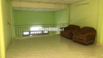 Nhà đúc lửng 2PN hẻm ĐHT 31 gần KDC an sương 7tr/tháng