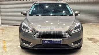 Ford Focus Titanium 2017 Xám chất xe đẹp
