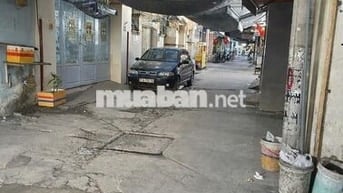 Mặt bằng kinh doanh kết hợp ở tại hẻm 1041 Trần Xuân Soạn, P. Tân Hưng