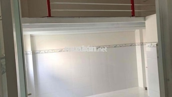 cho thuê phòng trọ Máy Lạnh Inventer, có Gác, cửa sổ,, Gần khu tên lửa