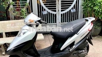 attila chân bấm.1 từ hiếm còn xe mới chất như này
