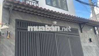 NHÀ 2 TẦNG ĐƯỜNG 5M KHU VÍP HUỲNH THỊ HAI TMT CỰC ĐẸP Ở NGAY