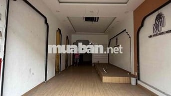 Cho thuê mặt bằng mặt tiền đường TRẦN HƯNG ĐẠO QUẬN 5 gần QUẬN 1
