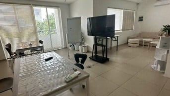 CHO THUÊ NHÀ MẶT TIỀN BÀU CÁT 3, P. BẢY HIỀN, 12x17m, trệt, 3 lầu, 10P