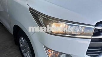 Toyota Innova 2018 2.0E Số sàn Trắng