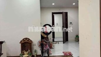 Căn hộ 02 Phòng ngủ, 01 Phòng khách, 1 bếp.