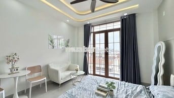 CHDV Ban công Full nội thất Mới xây ngay Phạm Văn Đồng, Kha Vạn Cân