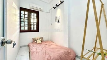 SANG NHƯỢNG CHDV FULL KHÁCH SẴN