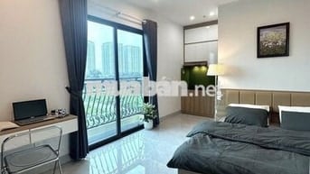 Cho thuê phòng ban công full nội thất gần toà nhà viettel - đh kinh tế