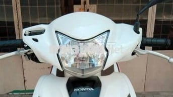 CẦN BÁN XE VISION 2022