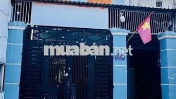 CHO THUÊ NHÀ 4PHÒNG NGỦ SÂN XE Ô TÔ GẦN CHỢ PHÚ HOÀ