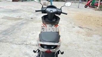 Honda Air Blade Cam đen 2023