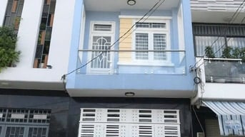 Cho thuê nguyên căn nhà mặt tiền đường số 8, P.Tân Hưng. 4x15m, 3 lầu