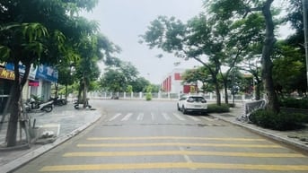 Việt Hưng – Long Biên – 121 M2 – 5 Tầng -MT 6 M – Giá 39.5 Tỷ. BIỆT TH
