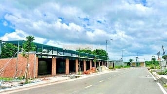 Càn bán 10m mặt tiền, xây trọ cho thuê ngay
