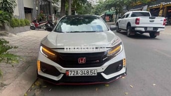 Honda Civic RS 2019 Tự động Trắng