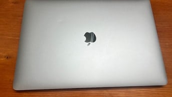 CẦN BÁN MACBOOK PRO 16 INCH 2019 - CẤU HÌNH KHỦNG, GIÁ CHỈ 1X TRIỆU