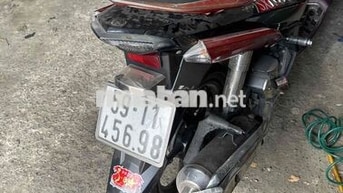 Yamaha Novo 5 màu Đỏ Tím