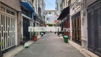 NHÀ TRỆT 2 LẦU TUM ĐỐI DIỆN VẠN PHÚC