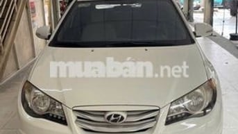 Hyundai Avante 2012 Số sàn màu Trắng