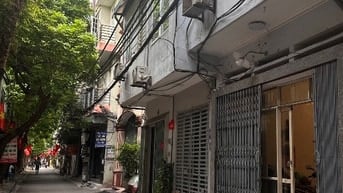 Cho thuê tầng 1 làm văn phòng , kinh doanh 