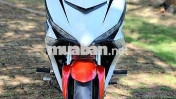 Yamaha Exciter 150 Trắng, Đỏ Côn tay