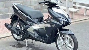 Honda Air Blade Tiết kiệm xăng Đen bạc Còn mới
