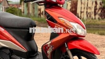 Yamaha Luvias 2023 màu Đỏ