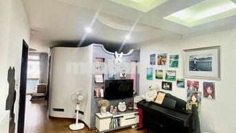 Lầu cao 2 PN sạch sẽ thoáng mát ngay trung tâm PMH