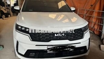 Kia Sorento Trắng 7 chỗ Số tự động