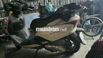 Honda Lead Trắng Không nổ máy