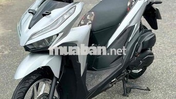 Honda Vario 125 Bạc