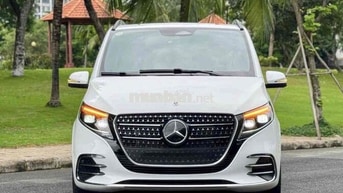 Mercedes-Benz V300 AMG 2026 8.00km Trắng