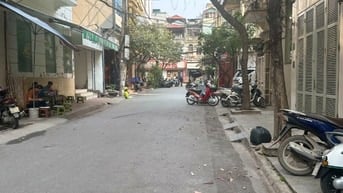 Bán nhà KBT 7,5 Tầng Khu Phân Lô Ngõ 165 Thái Hà Xây Mới.